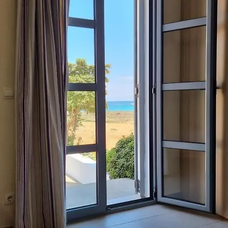 Domatia Me Thea Bed & Breakfast Elafonissos Exterior photo